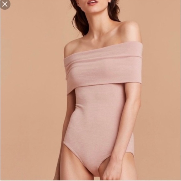 Aritzia Wilfred off shoulder blush bodysuit 🌷 - Picture 2 of 5